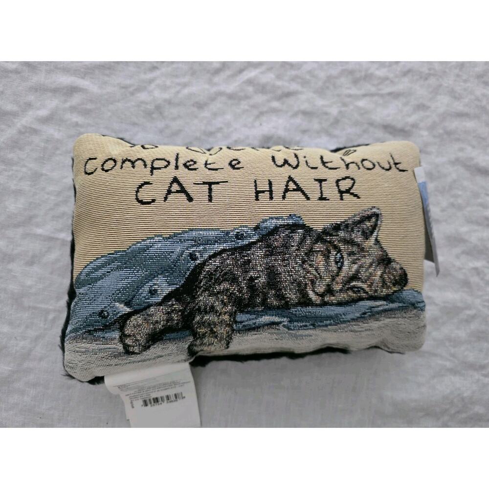 Tapestry Throw Cat Pillow Cottage Outfit Cat Hair NWT Made in USA Manual Weavers